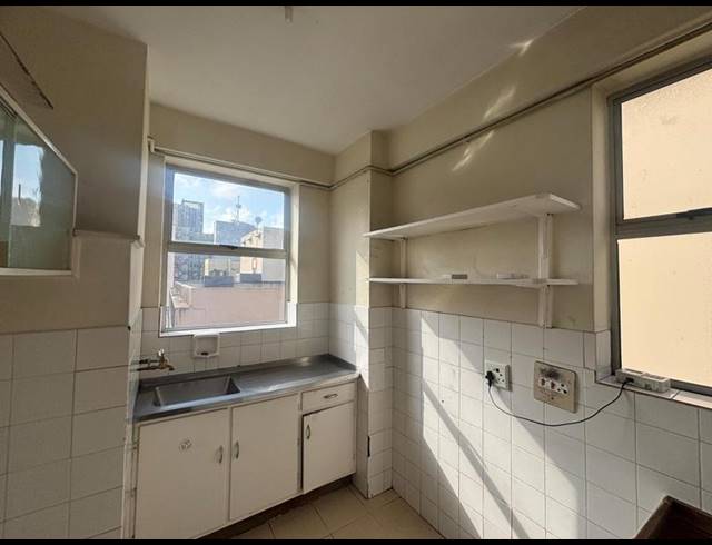 2 BEDROOM APARTMENT FOR SALE IN ESPLANADE